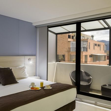 Hotel Regency Boutique La Feria Богота Екстериор снимка