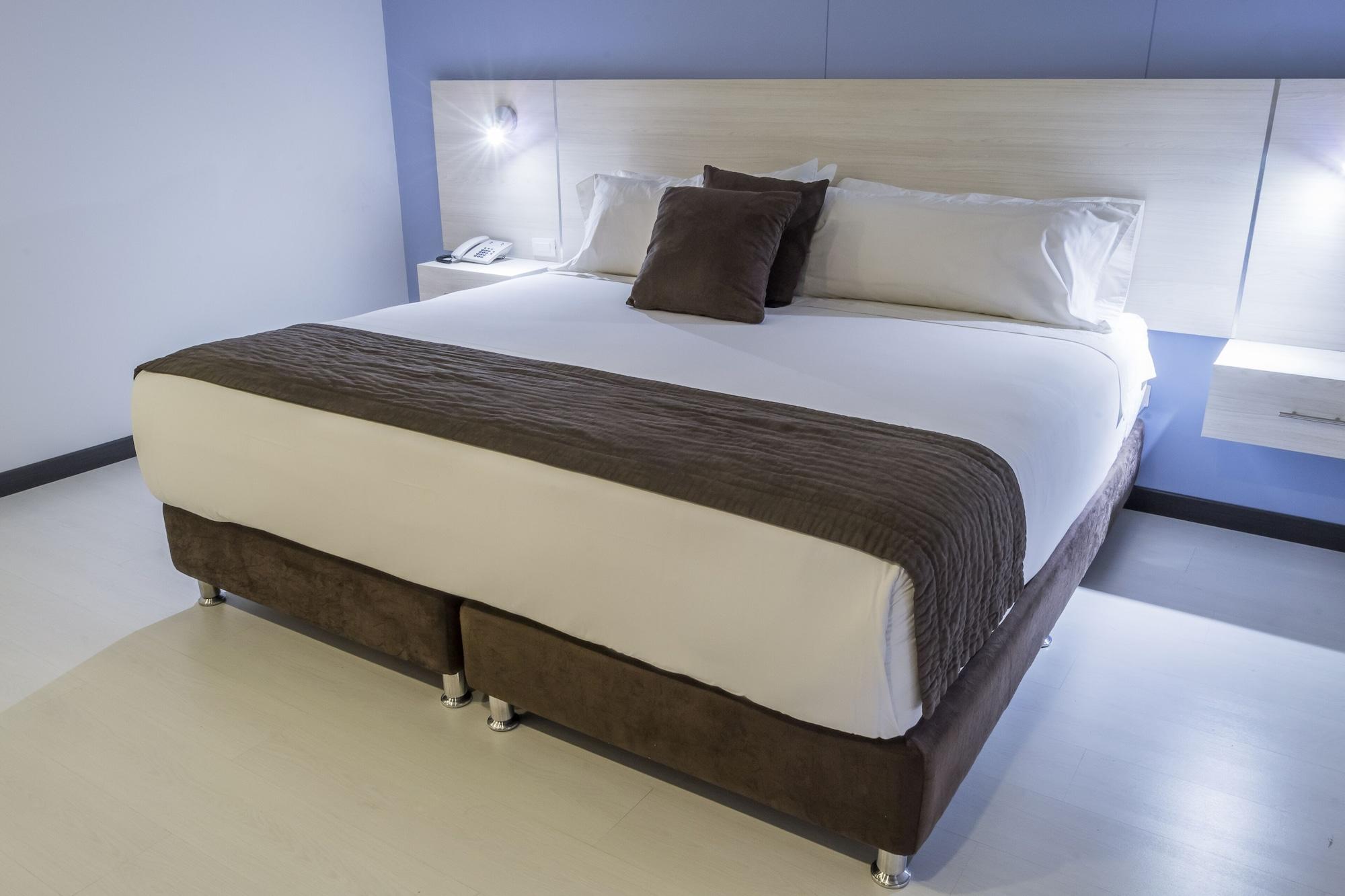 Hotel Regency Boutique La Feria Богота Екстериор снимка